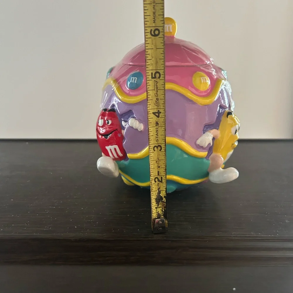 M&M'S Easter Egg candy/cookie Sealed Rare